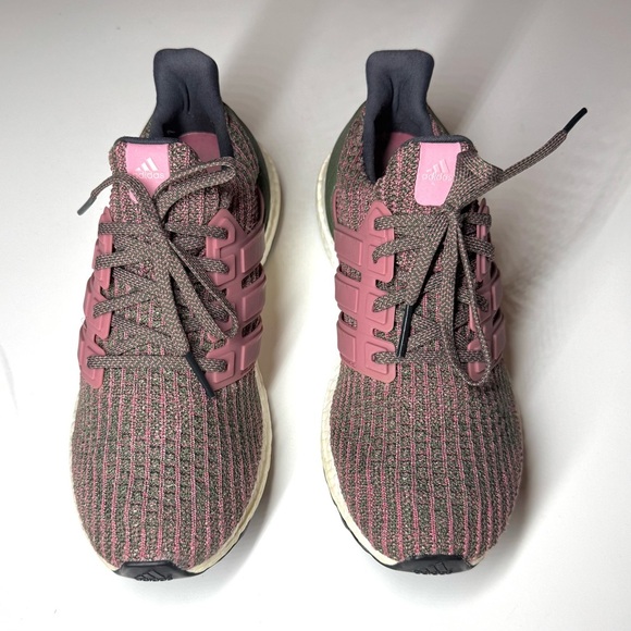 Adidas Women’s Ultra Boost 4.0 Pink Olive Running Shoes BB6495 Size- 8 - Picture 2 of 8